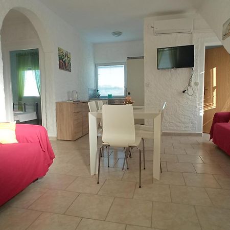 Aparthotel Vila Kula à Nin Extérieur photo