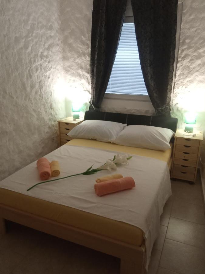 Aparthotel Vila Kula à Nin Extérieur photo