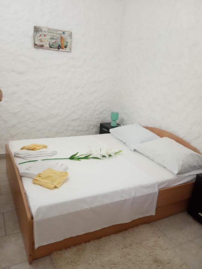 Aparthotel Vila Kula à Nin Extérieur photo