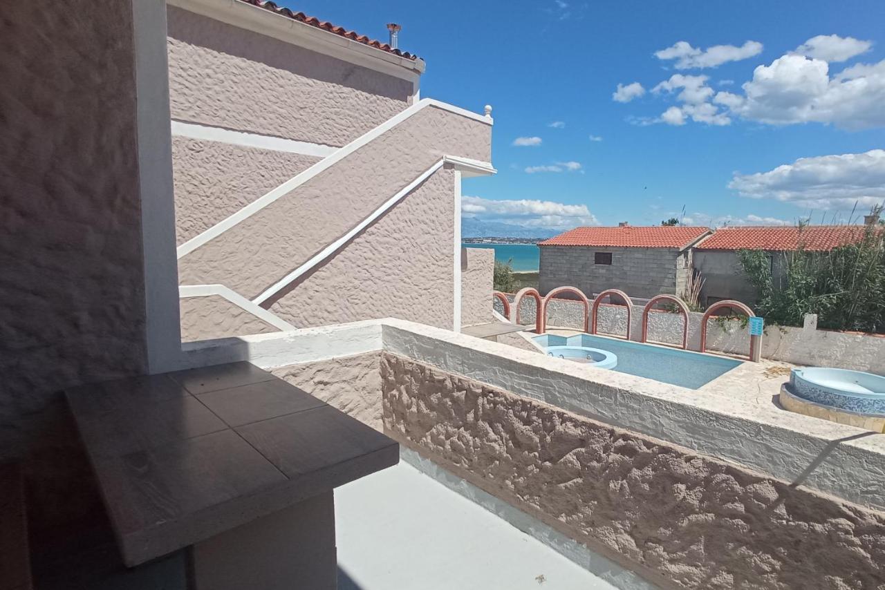 Aparthotel Vila Kula à Nin Extérieur photo