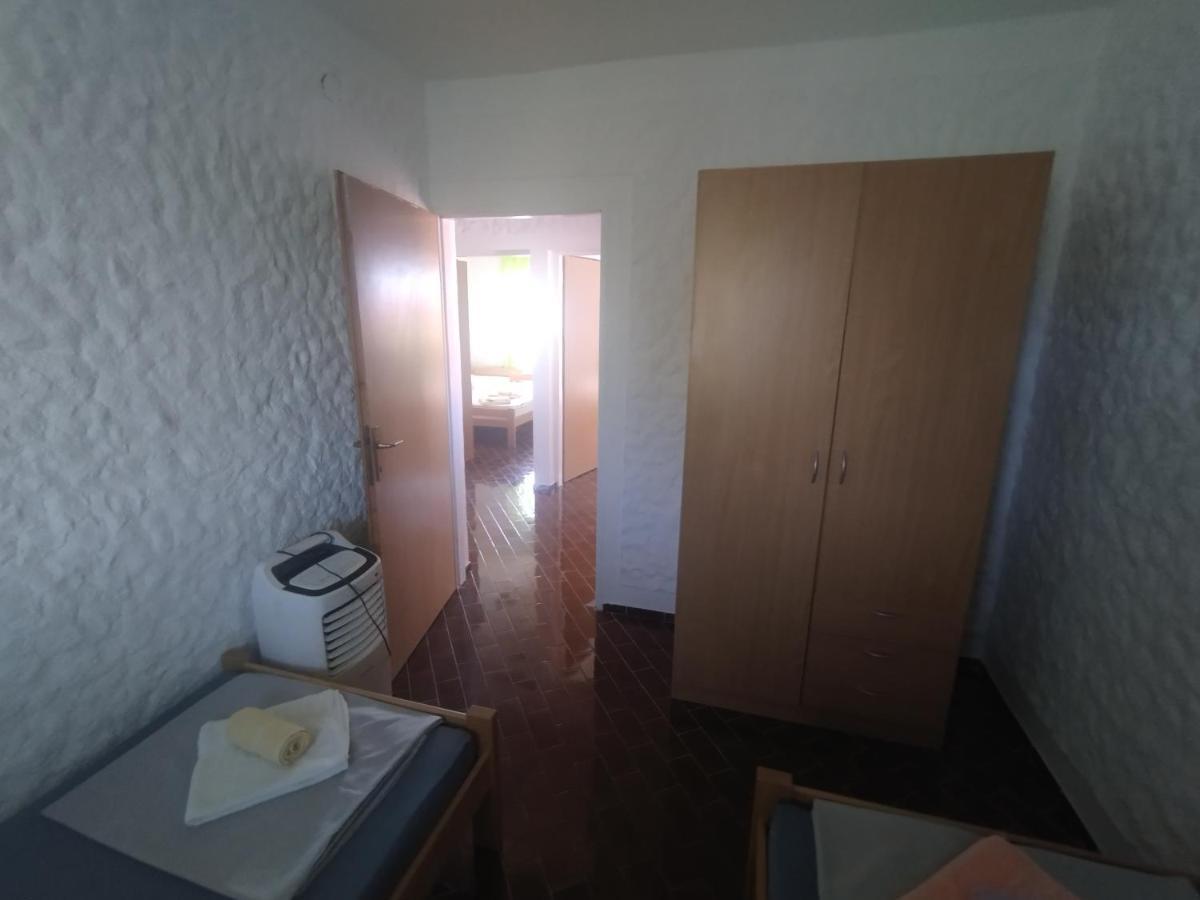 Aparthotel Vila Kula à Nin Extérieur photo
