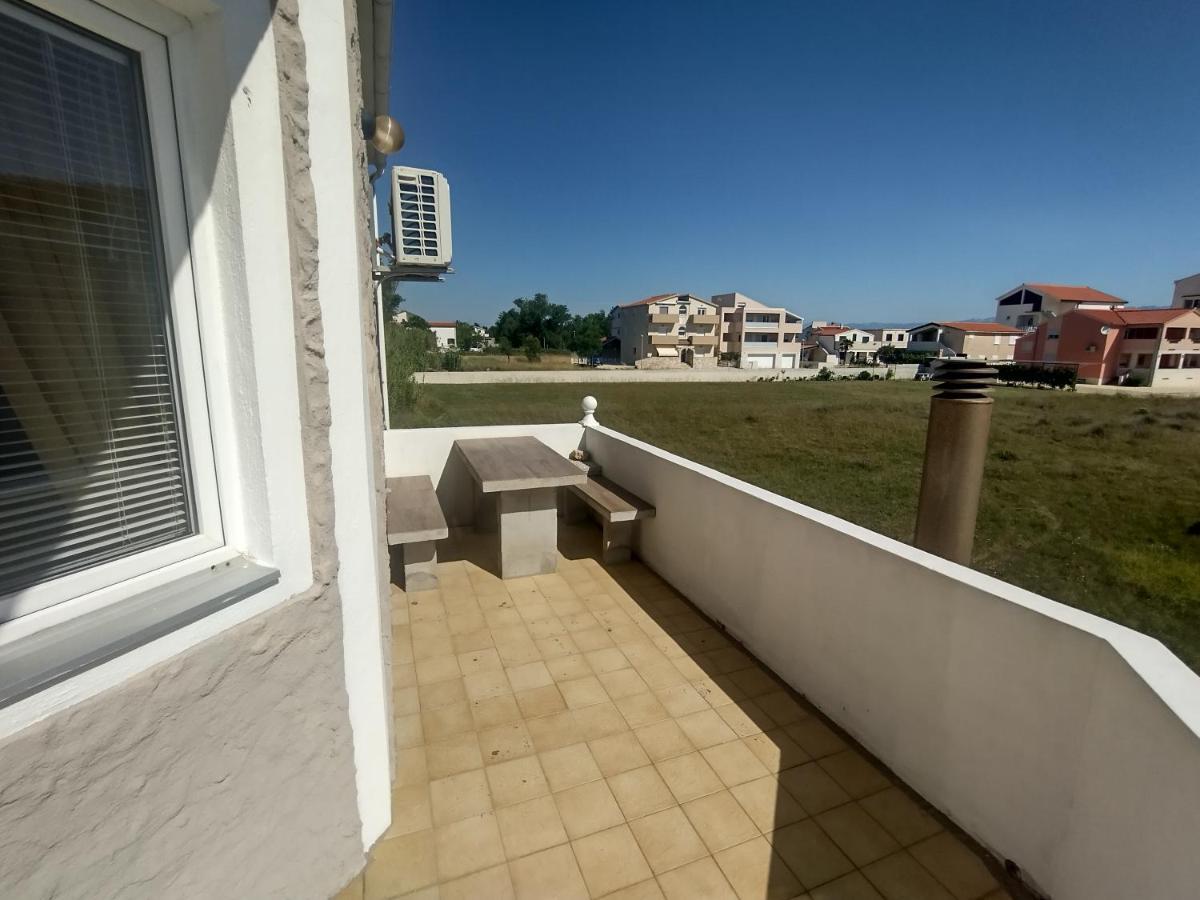Aparthotel Vila Kula à Nin Extérieur photo